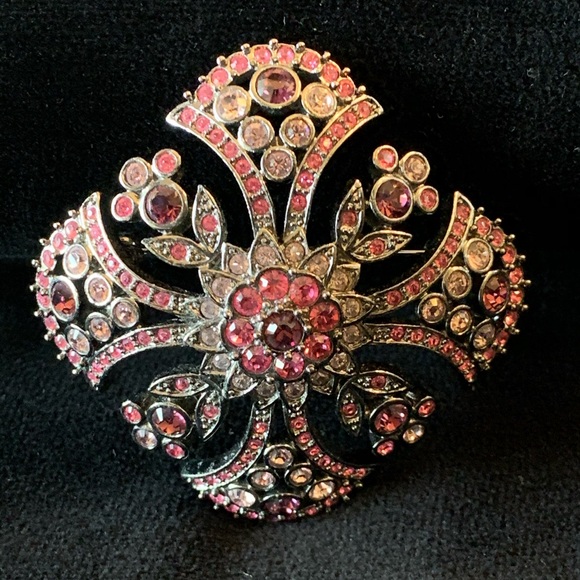 Swarovski Crystal Brooch - Picture 2 of 5